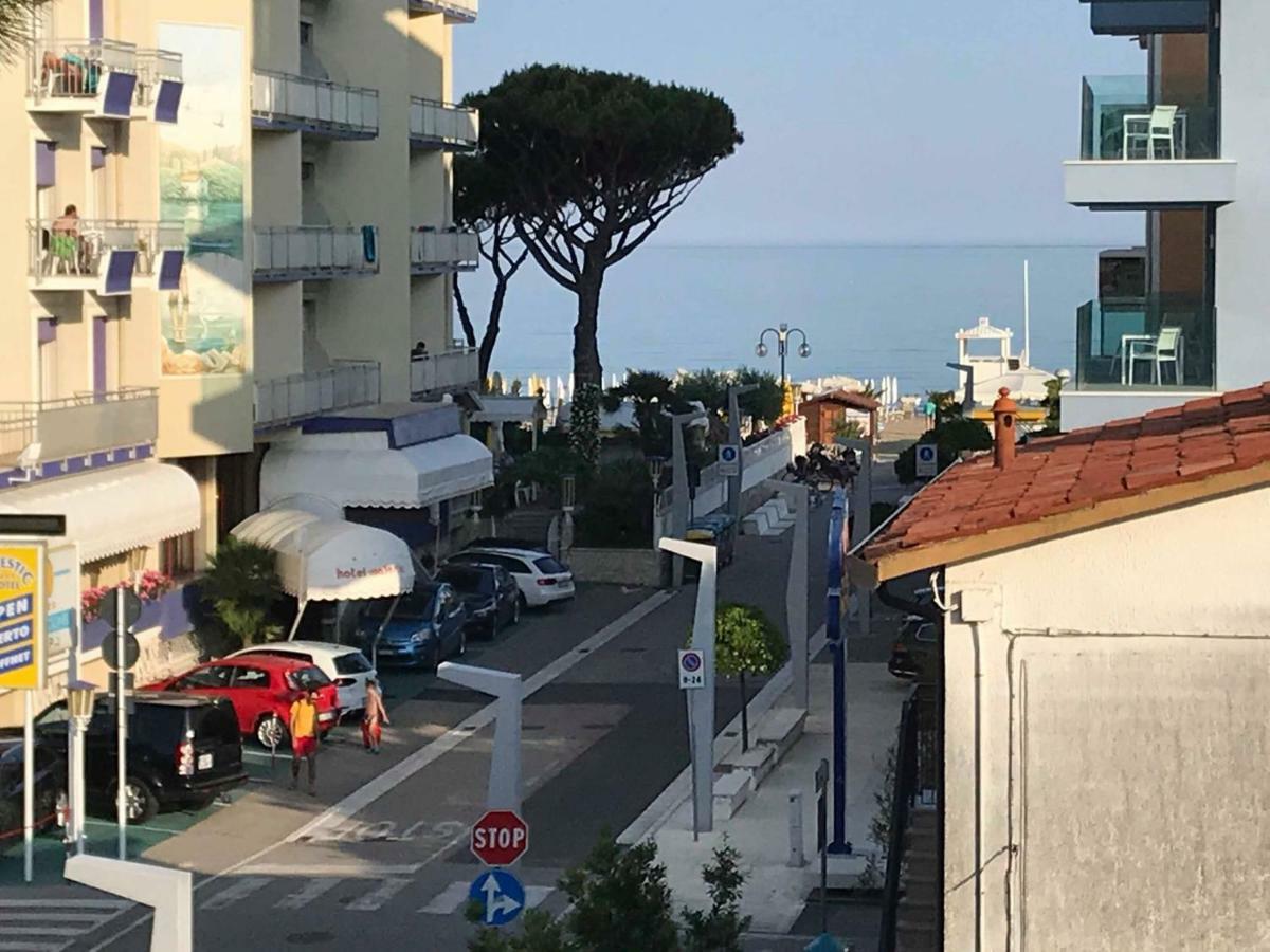 Vila Delta A - Piazza Marina - Vista Mare Lido di Jesolo Exteriér fotografie